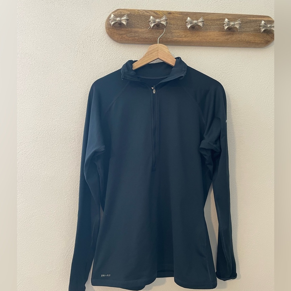 Nike Pro quarter zip pull over